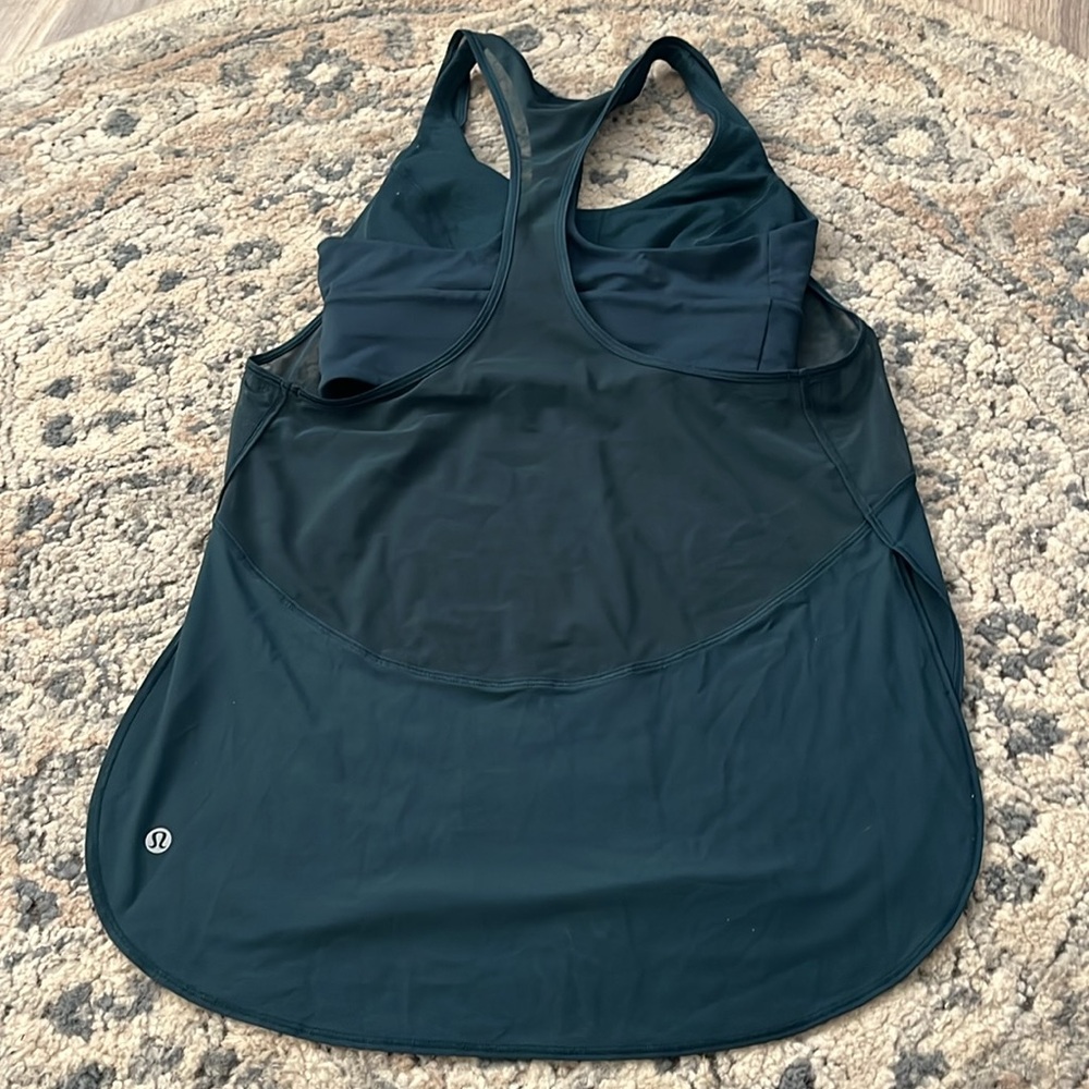 Lululemon - Picture 2 of 4